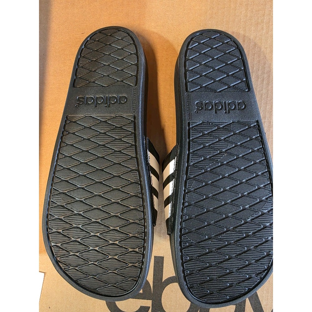 Adidas Adilette Size Men 9/Women 10 Comfort Slide Sandals, Black & White‎ NIB - Picture 2 of 3